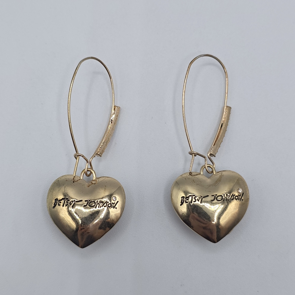Betsey Johnson "One Love" Rainbow Heart Dangle Earrings Gold Stars Rhinestones - Picture 3 of 10